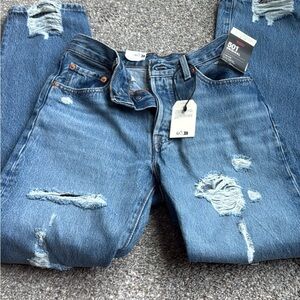 Levi's Blue Distressed Women Jeans